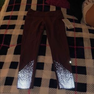 BRAND NEW lululemon leggings size 6 Make Offers!!